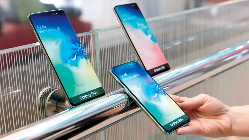 «الشركة» توصي بتسجيل بصمات الأصابع من جديد. غيتي