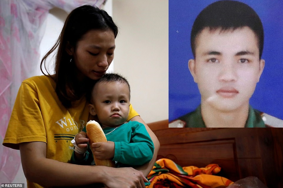 نغوين دينه تو ترك زوجته وابنه الصغير في الديون.