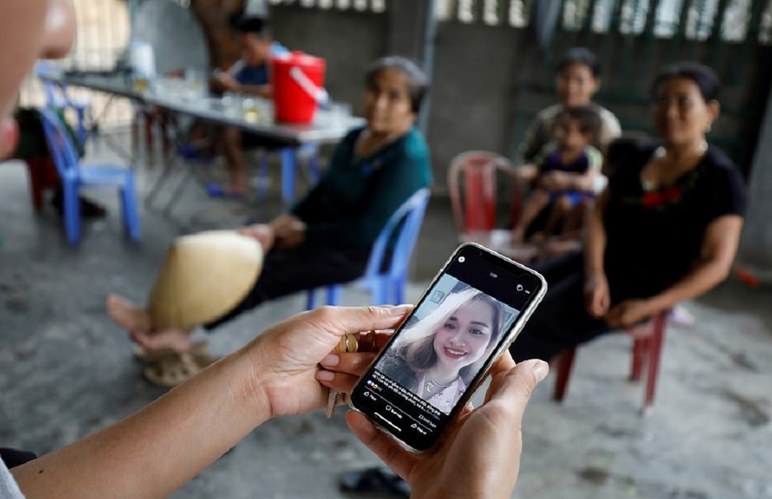 دفعت أسرة "إنهونج" أكثر من 10 آلاف دولار لمندوب العصابة.