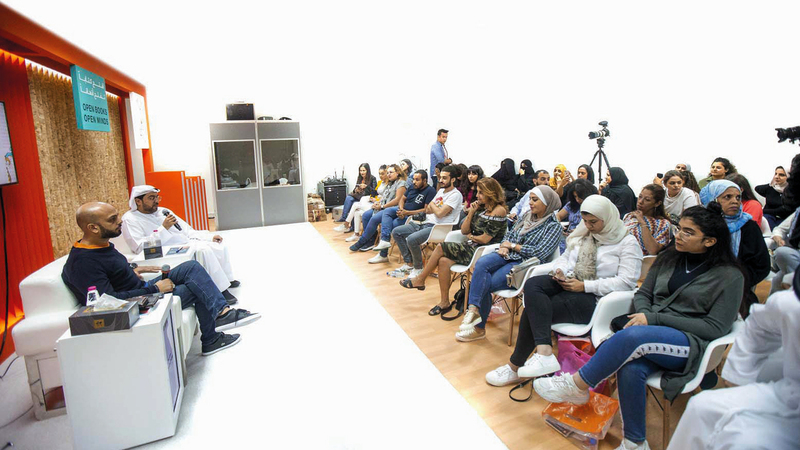 مراد: الرواية تختلف عن القصة في كونها كذبة كبيرة.

من المصدر