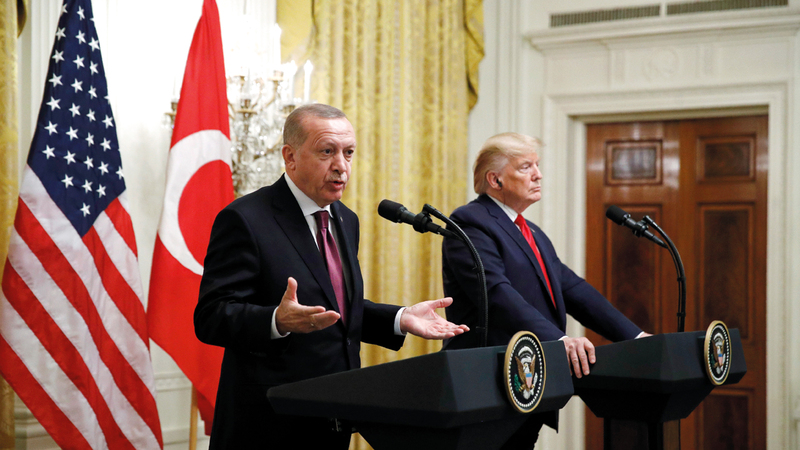 ترامب وأردوغان خلال مؤتمرهما الصحافي في البيت الأبيض. رويترز