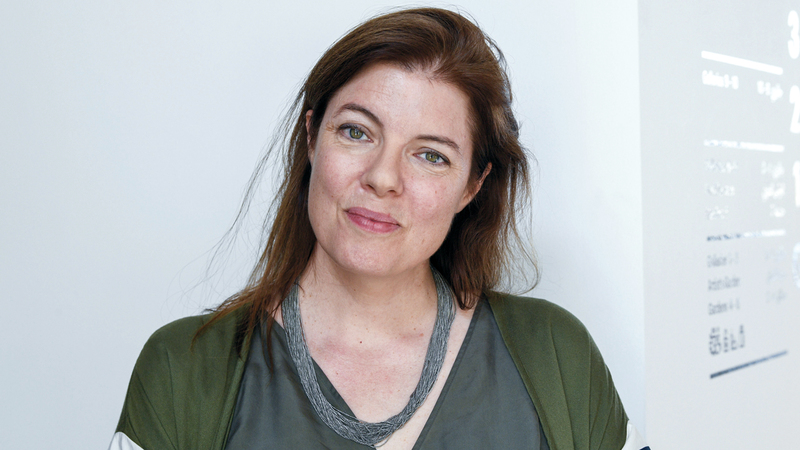 أنطونيا كارفر: «المهرجان فرصة للمشاركة ودعم المواهب الإبداعية المتنوّعة التي تحفل بها دبي».