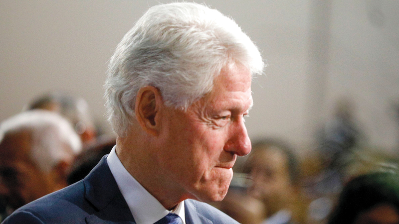 كلينتون نجا من تدابير العزل  لضعف الأدلة ضده.