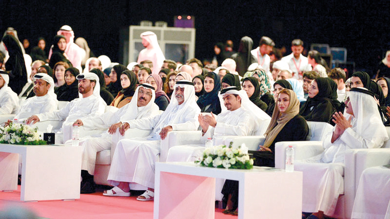 نهيان بن مبارك خلال إطلاقه مبادرة مشروع الـ1000. من المصدر