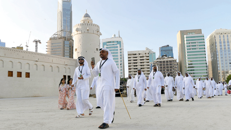 يقدم المهرجان برنامجاً حافلاً من الفعاليات والعروض والأنشطة الثقافية والفنية والتراثية.

تصوير: إريك أرازاس