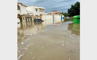 تجمعات مائية تحاصر منازل السكان في «حصِيّ»