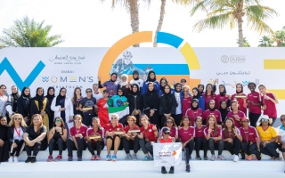 بوحميد: مشاركة 363 متسابقة في «ترايثلون دبي» تعكس وعي السيدات بأهمية الرياضة