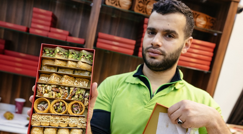 متجر حلويات دمشق في برلين - إي. بي. إيه