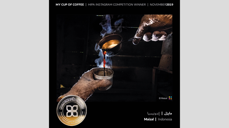 مايزل: ضبطتُ سرعة الغالق على 20 ثانية.. وصببتُ القهوة كما في الصورة. من المصدر