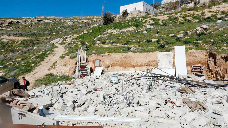 المنازل المهدمة تضمها إسرائيل لمساحات الأراضي الشاسعة التي تسيطر عليها. من المصدر