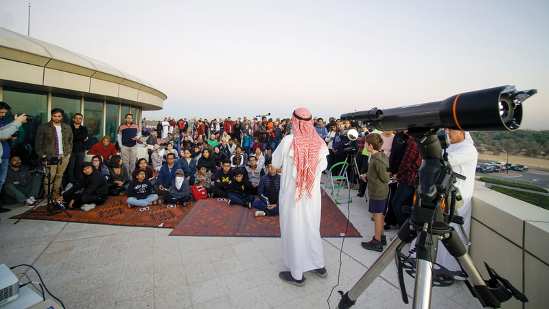 أجزاء من منطقة الخليج شهدت الظاهرة الفلكية النادرة.

تصوير: أشوك فيرما

تصوير: نجيب محمد

تصوير: إريك أرازاس