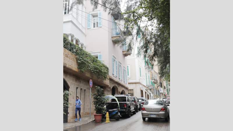 البيت الذي كشفت الوثائق أن غصن يملكه في بيروت وأنه لجأ إليه بعد وصوله إلى العاصمة اللبنانية.  أ.ف.ب