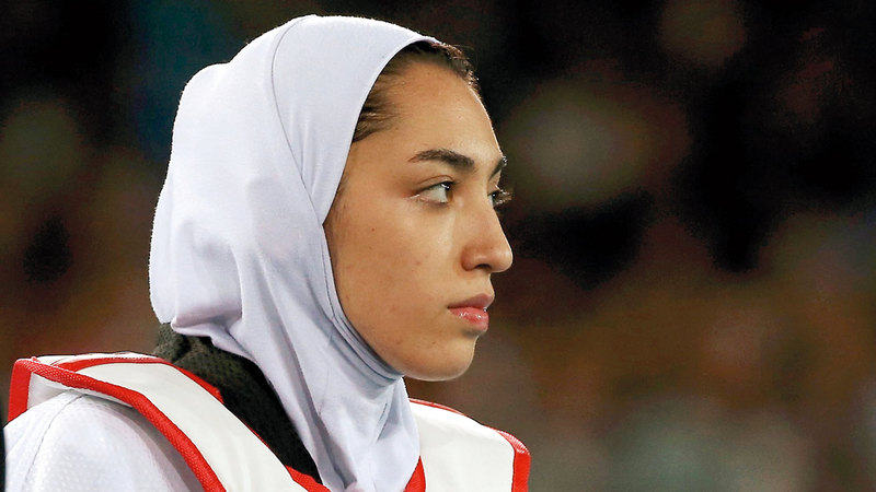 كيميا علي زاده لاعبة التايكواندو الإيرانية.   رويترز