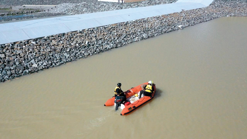 جهود البحث عن العامل الآسيوي استمرت 6 أيام.  ■ من المصدر