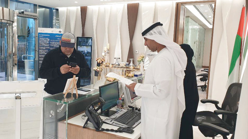 جمارك دبي تعزز التواصل مع المتعاملين خلال المرحلة المقبلة للحصول على خدمات جمركية متميزة. من المصدر