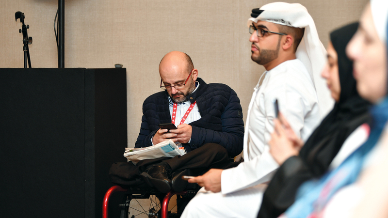 الجلسة شهدت حضوراً لافتاً. تصوير: مصطفى قاسمي