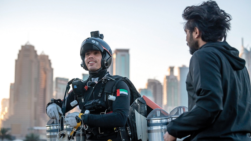 إنجاز جيتمان يأتي ضمن جهود «إكسبو 2020 دبي» لتمكين الإنسان من التحليق في الجو دون مساعدة. من المصدر