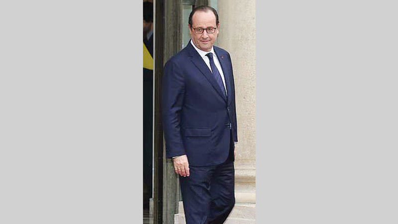 هولاند خان صديقته تريويلر من أجل غاييت.  من المصدر