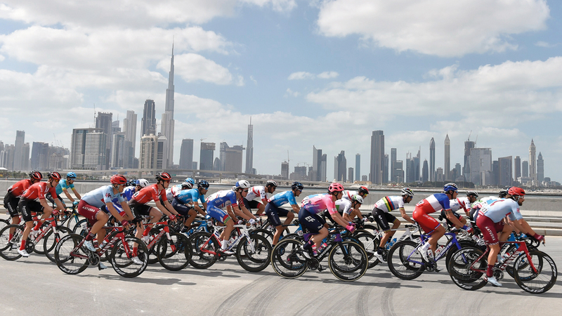 إجمالي مسافة طواف الإمارات يبلغ 1120 كلم. من المصدر