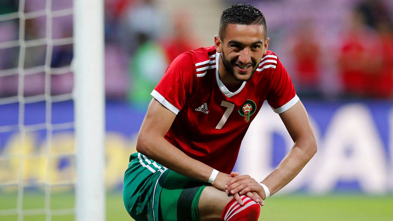 حكيم زياش دخل في النفق، لكنه فضل المغربي على الهولندي.