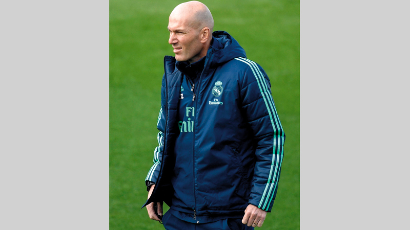 حيرة كبيرة لزيدان في تحديد التشكيلة المثالية اليوم.   أ.ف.ب