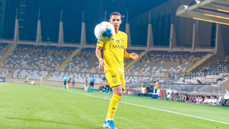 لاعب الوصل علي صالح