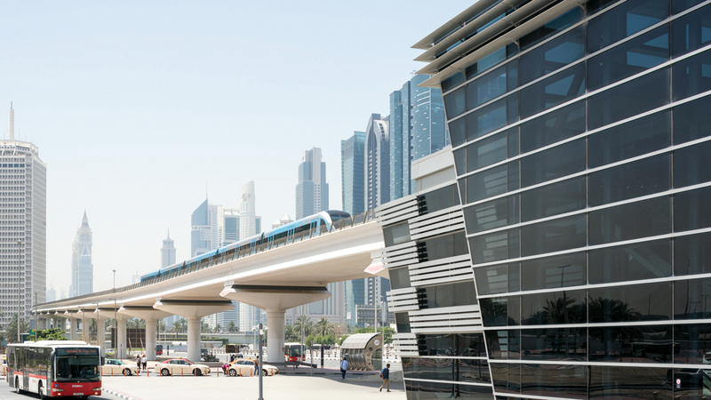 تكامل وسائل النقل الجماعي: المترو والحافلات ومركبات الأجرة.  من المصدر