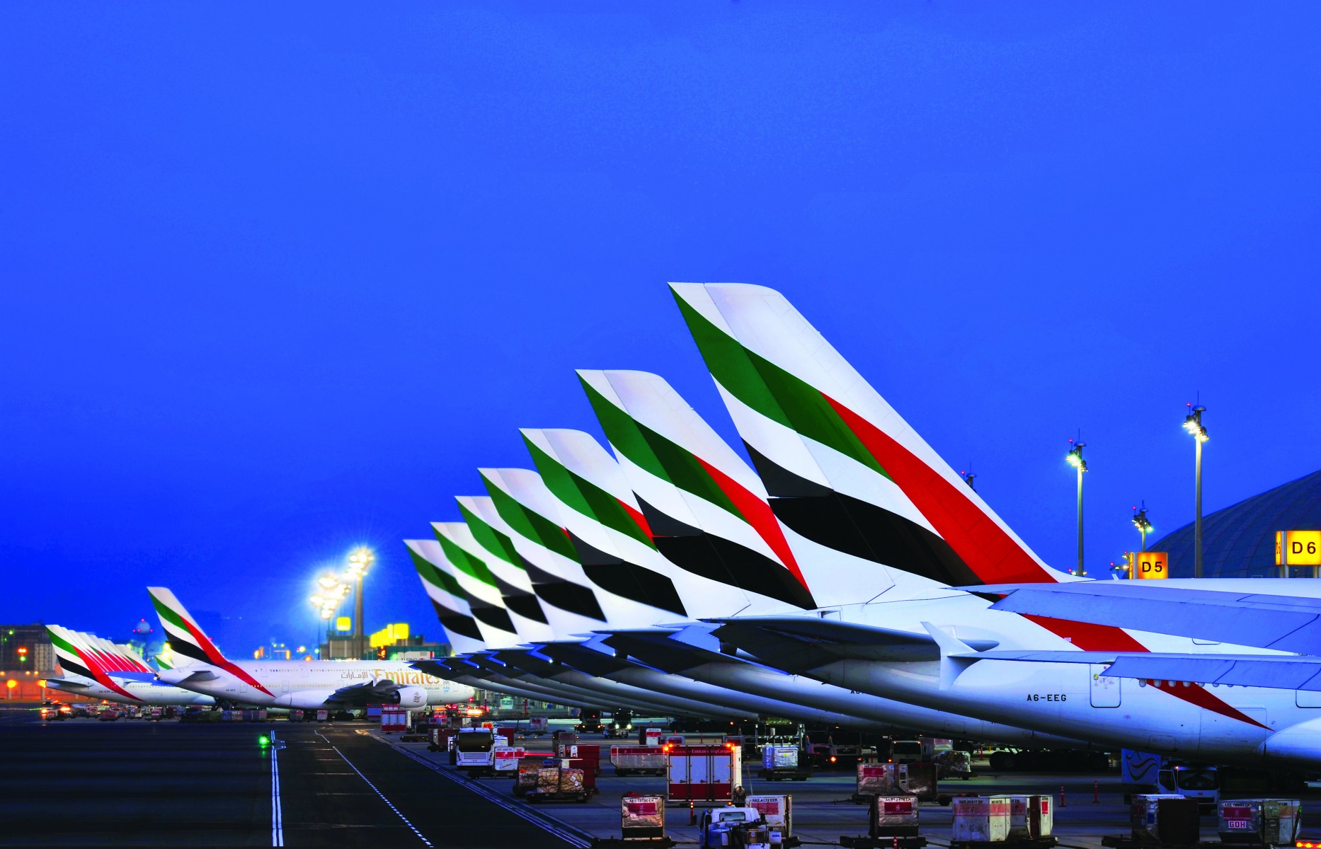 طيران الإمارات تغيير مواعيد السفر وإعادة إصدار التذاكر دون رسوم اقتصاد محلي الإمارات اليوم