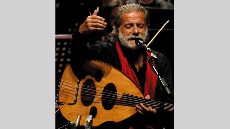 مارسيل خليفة: «نعود إلى مسرح المجاز في 13 مارس، وللمصادفة سيكون يوم ميلاد الشاعر محمود درويش».