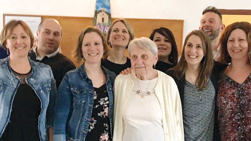 الجدة باتت مصدر إلهام لأبنائها وأحفادها.  أرشيفية