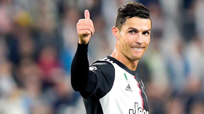 كريستيانو رونالدو سيصبح راتبه السنوي 25 مليون دولار حال التخفيض. ■أ.ف.ب