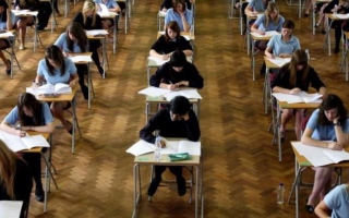 إلغاء الاختبارات الدولية في جميع المدارس الخاصة
