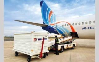 «فلاي دبي» تخصص طائرات «بوينغ 800-737» للشحن