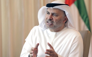 الصورة: قرقاش يناقش مع ويليامز وقف إطلاق النار ومواجهة &laquo;كورونا&raquo; في ليبيا