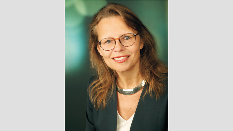 بياتريكس كارل: «ندرس الموضوعات التي يتوجب علينا إضافتها إلى جدول فعالياتنا في إطار التعامل مع (كورونا)».