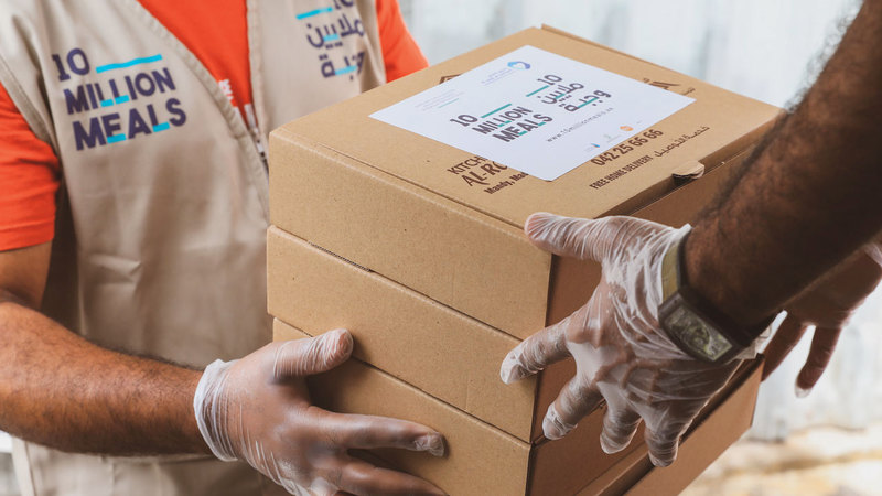 الحملة وفرت مستلزمات الطهي والتعبئة والتغليف والتحميل والنقل والتوزيع.  من المصدر