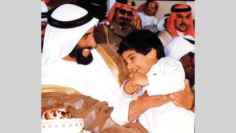 المغفور له الشيخ زايد طيب الله ثراه ترك إرثاً كبيراً من عمل الخير.   من المصدر