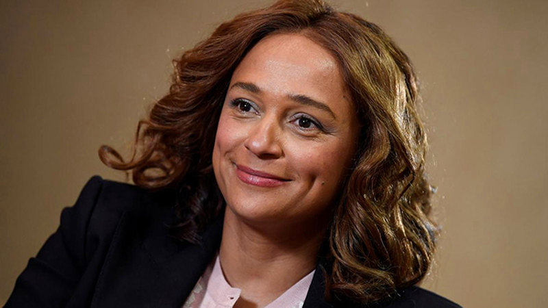 إيزابيل تتهم السلطات الأنغولية بشن «مطاردة ساحرات» لتشويه إرث والدها. ■من المصدر