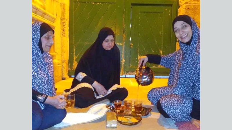 باب المطهرة الرئيس للحرم يجاور باب منزل أبونجمة. الإمارات اليوم