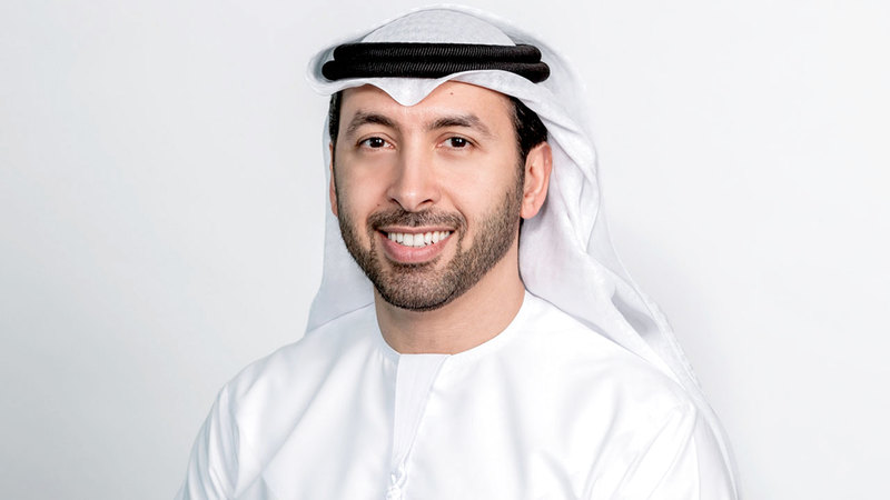 حسن النويس: &laquo;كل مريض يحصل على استشارات طبية عن بُعد، تحت إشراف أحد مقدمي الرعاية الصحية من مبادلة&raquo;.