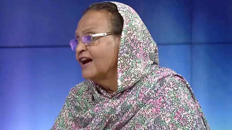 فقيري قدمت اعتذارها للشاب السوداني لكن المعركة على «فيس بوك» لم تتوقف.  أرشيفية