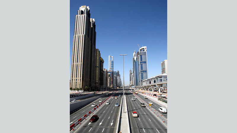 بعض الملاك رحبوا بالفكرة وأعفوا مستأجرين في عقاراتهم شهرين. الإمارات اليوم