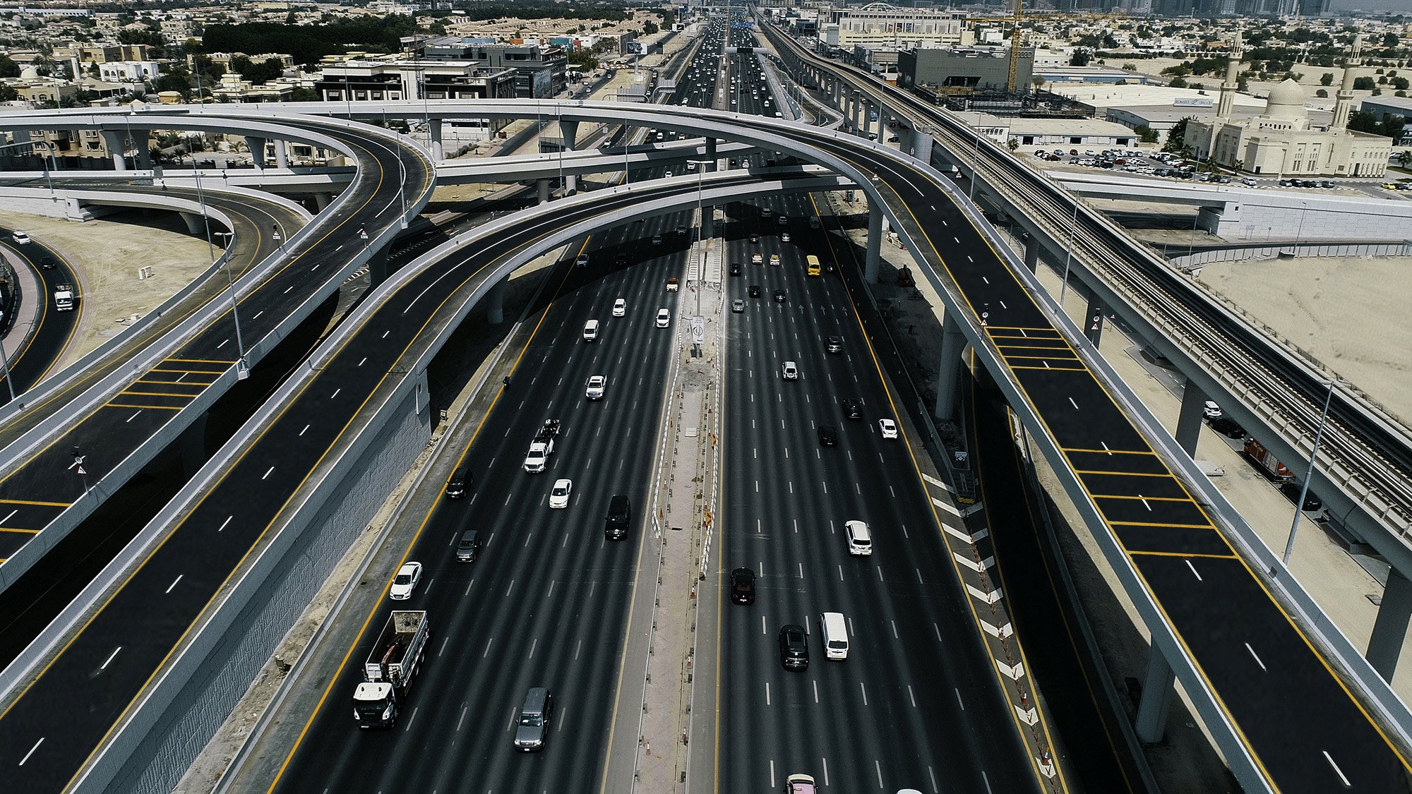 Магистрали жизни. Автострада Лос Анджелес. Даунтаун транспортная развязка Дубай. Магистраль ОАЭ. Автобан Дубай.