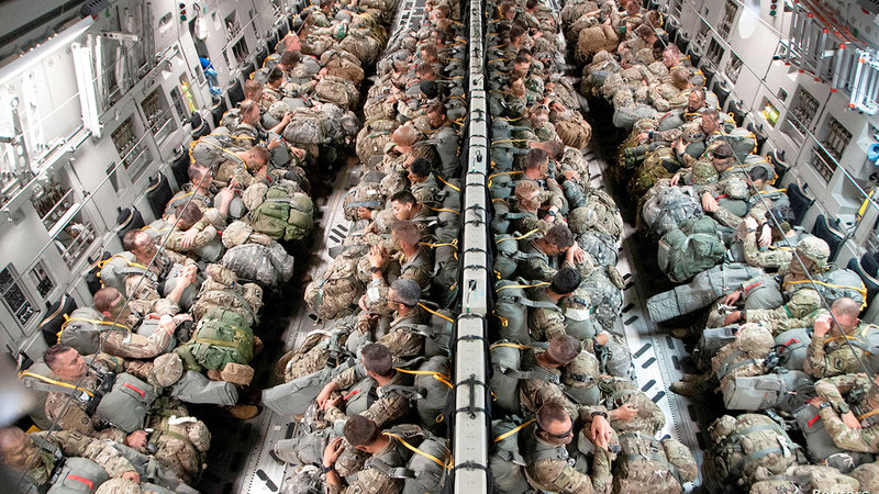 تقليص عدد الجنود الأميركيين بألمانيا أسهم في تردي العلاقة بين أميركا وألمانيا أكثر. رويترز