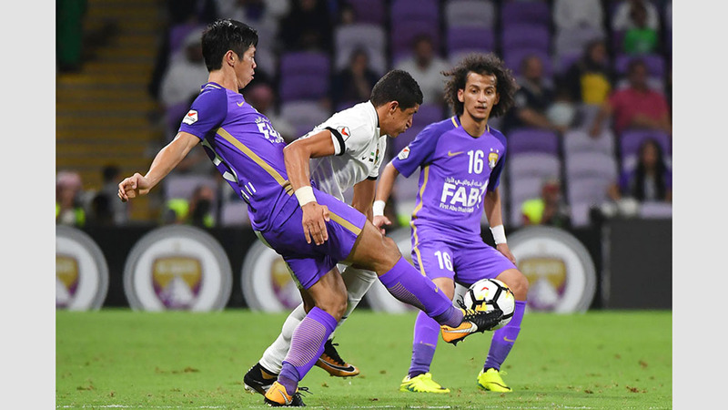 شباب الأهلي والعين تلقيا صدمة قوية بإلغاء الدوري ومسابقة الكأس. تصوير: إريك أرازاس