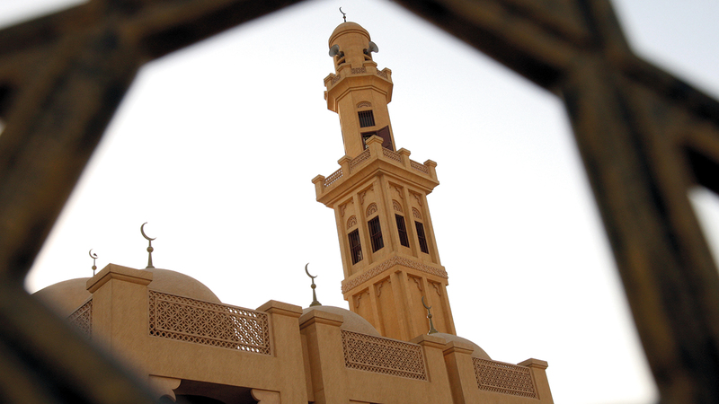 الانتهاء من خطة صيانة وتنظيف وتعقيم جميع مساجد دبي. أرشيفية