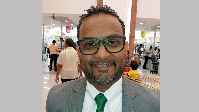 ناندا كومار: «التسوّق الإلكتروني أثبت أنه خيار ميسر لعدد كبير من الأسر، مع تطوّر وسائل التوصيل بنسب أكبر».