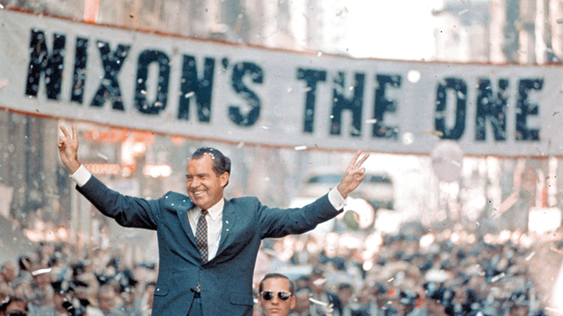 ريتشارد نيكسون اختار الانضباط واحترام القانون.   أرشيفية