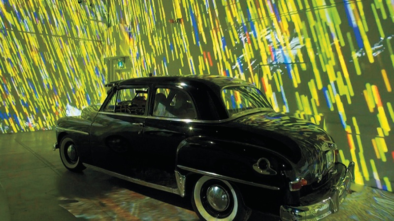 الفكرة تعتمد للمرة الأولى عالمياً في مجال المعارض التشكيلية. أ.ف.ب