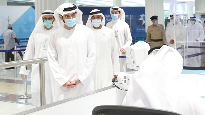 حمدان بن محمد اطلع على استعدادات مطار دبي لعودة حركة السياحة وفق أفضل معايير السلامة الدولية. وام